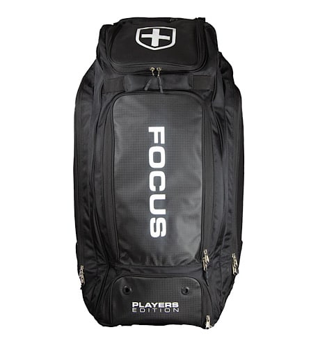 Focus Players Edition Duffel Wheelie Bag